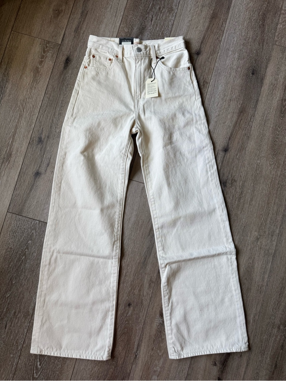 Levi’s Ribcage Wide Leg Jeans 25x32 Cream White High Rise NWT